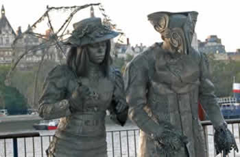 Living statues on the South Bank